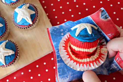 Marvel superhero cupcake idea: Captain America