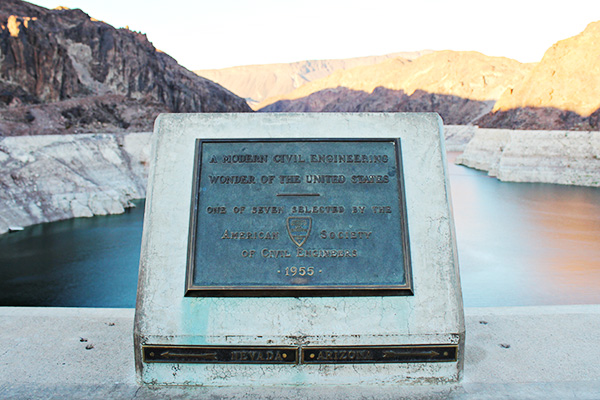 Visiting Hoover Dam 