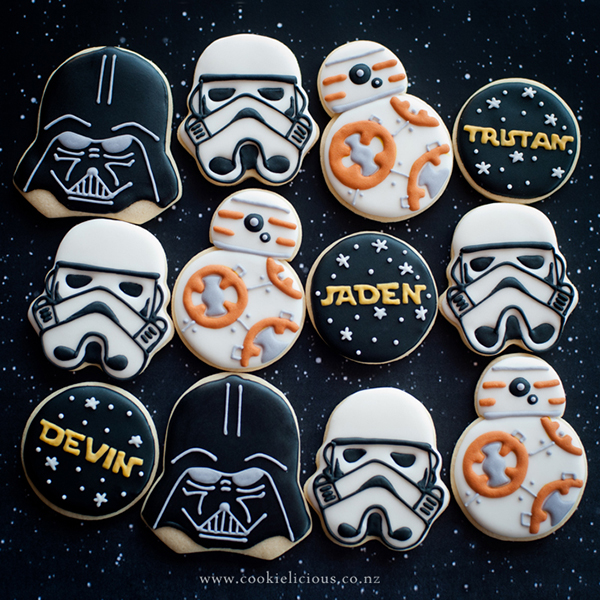 Decorated Star Wars Cookies by Cookielicious