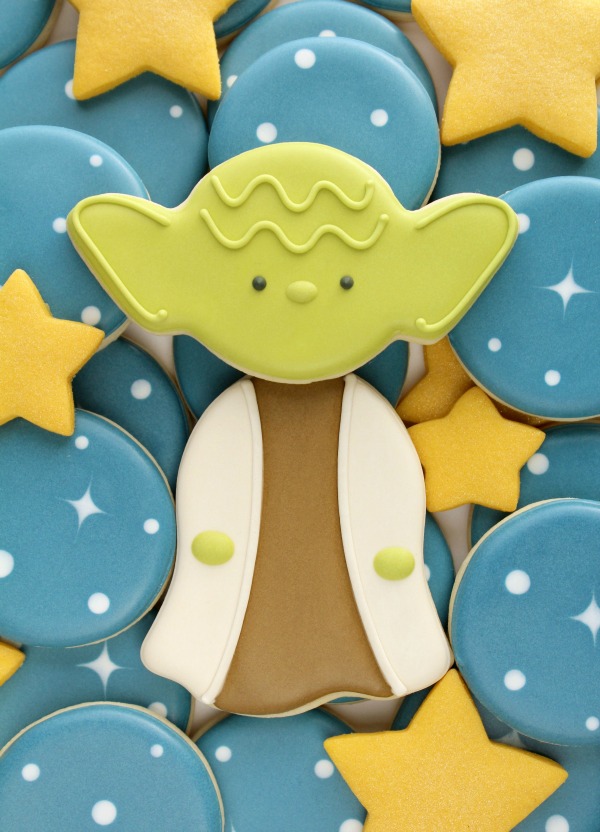 Decorated Yoda Cookies by Sweet Sugarbelle
