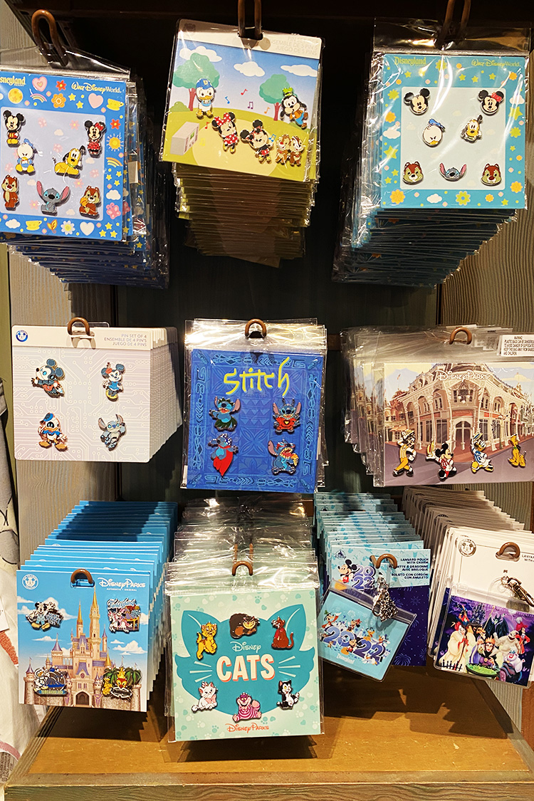 Pin's Disney 